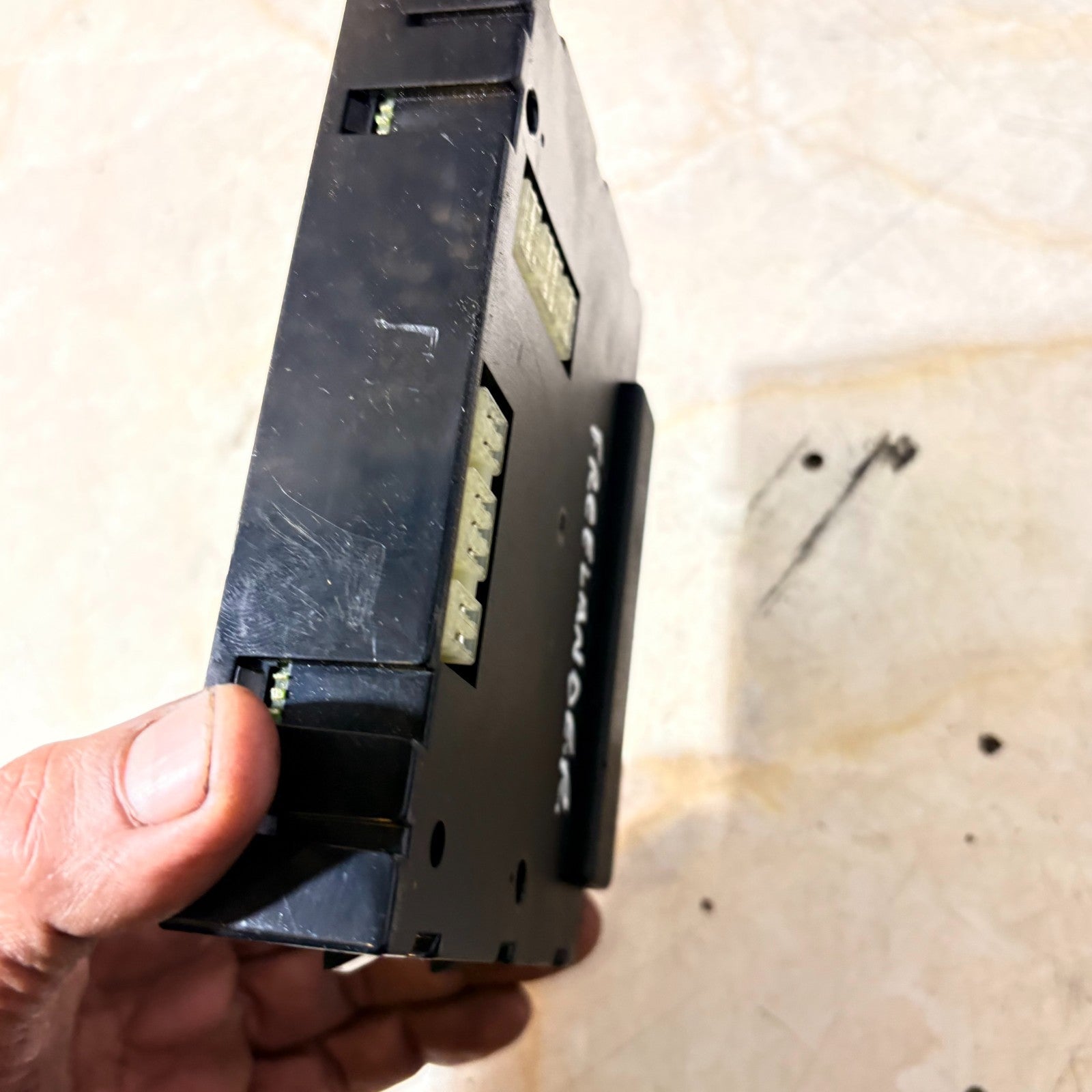 Land Rover Freelander 1 Comfort convenience body module YWC000030