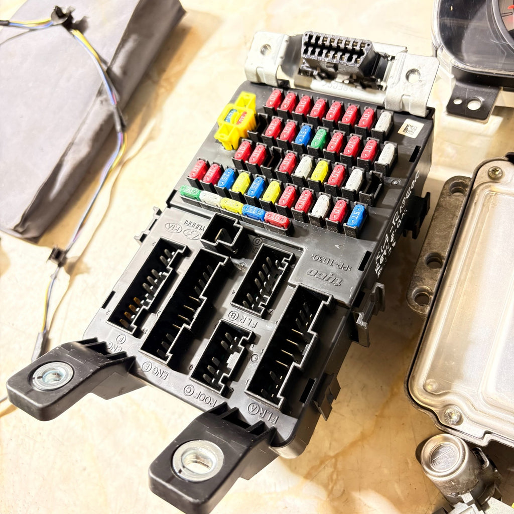 Kia Rio Mk2 JB 2005-2011 1.5 CRDi ECU Kit 39101-2A616 BCM 95400-1G335 Key Barrel