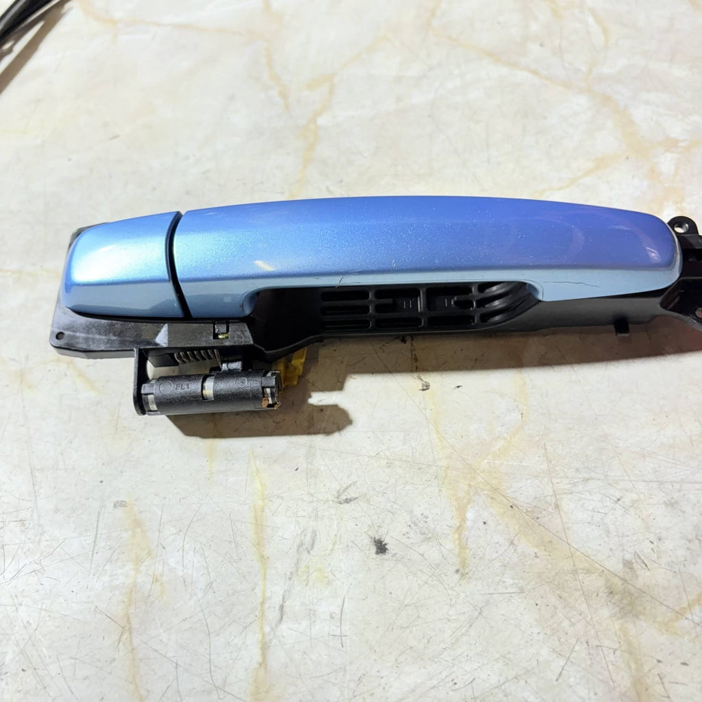 Ople Agila Passenger Front DOOR HANDLE + CARRIER-EXTERIOR 396192767312