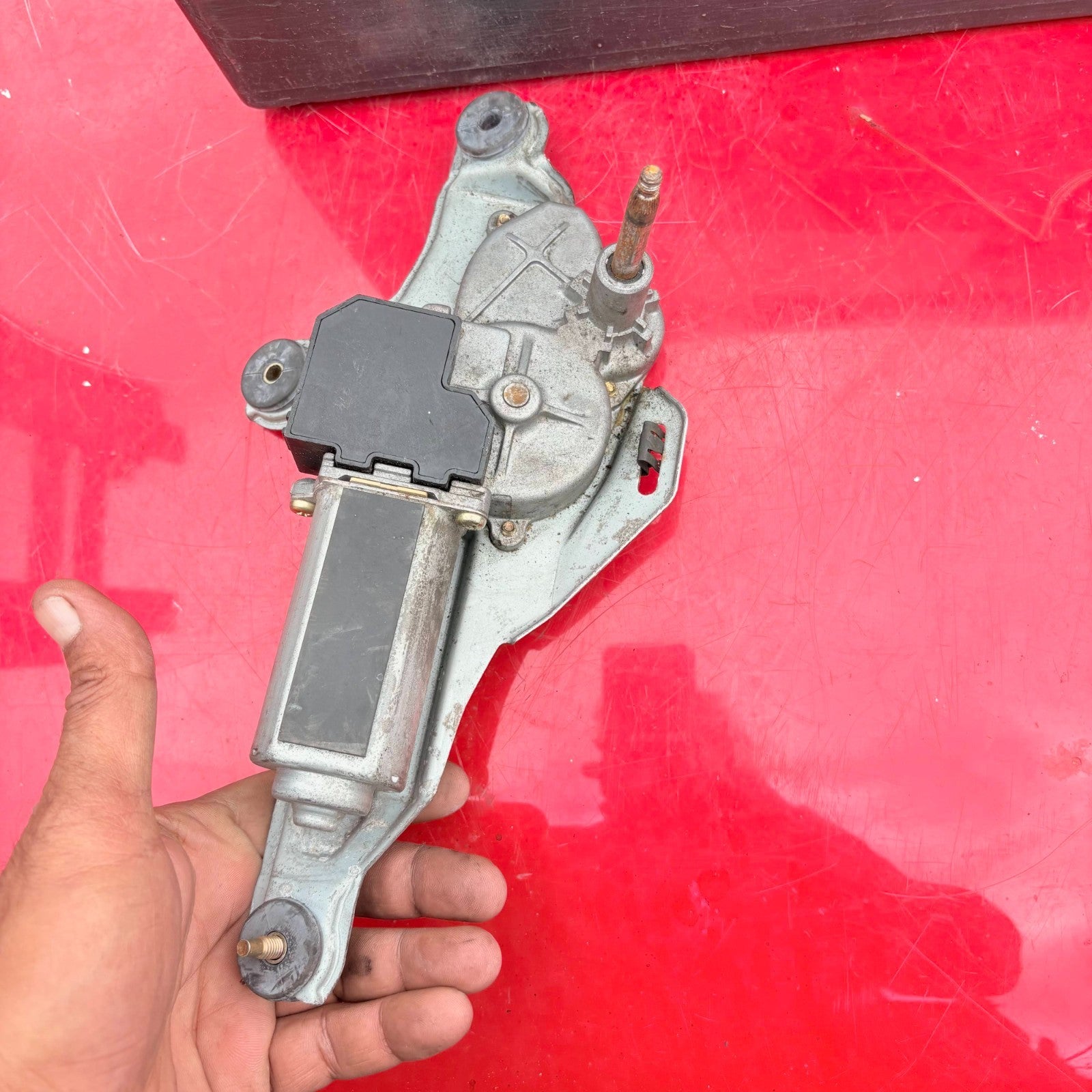 TOYOTA RAV-4 2000-2005 REAR WIPER MOTOR 85130-42040