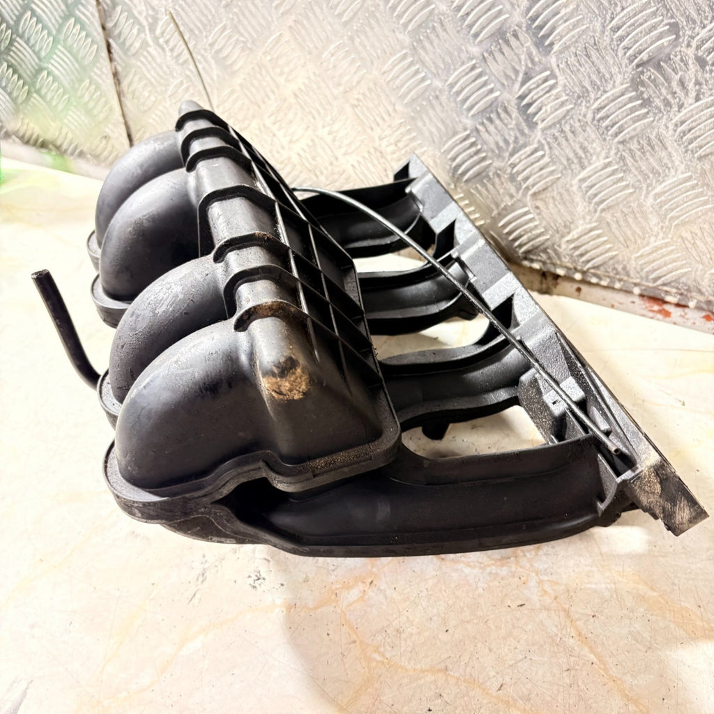 Intake manifold MERCEDES-BENZ 1998 W220 S CLASS A 111 14021 01