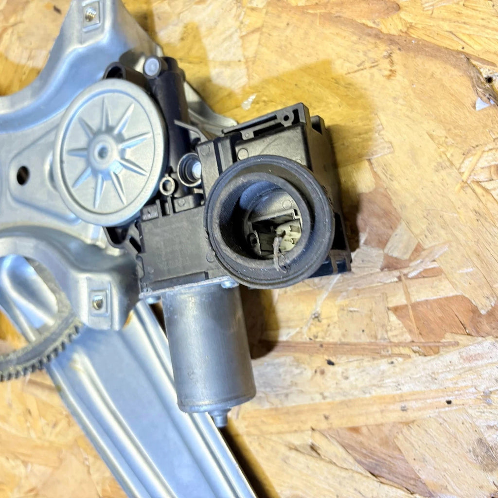 Toyota Hilux MK8 2016-2024 Double Cab Rear LH Window Regulator Motor 85710-0K270