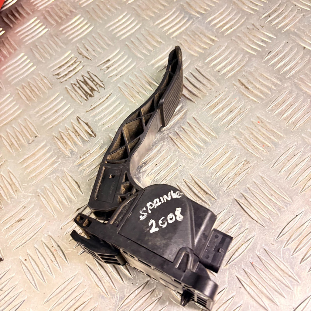 2008 MERCEDES SPRINTER 906 ACCELERATOR THROTTLE PEDAL F00C 3E2430