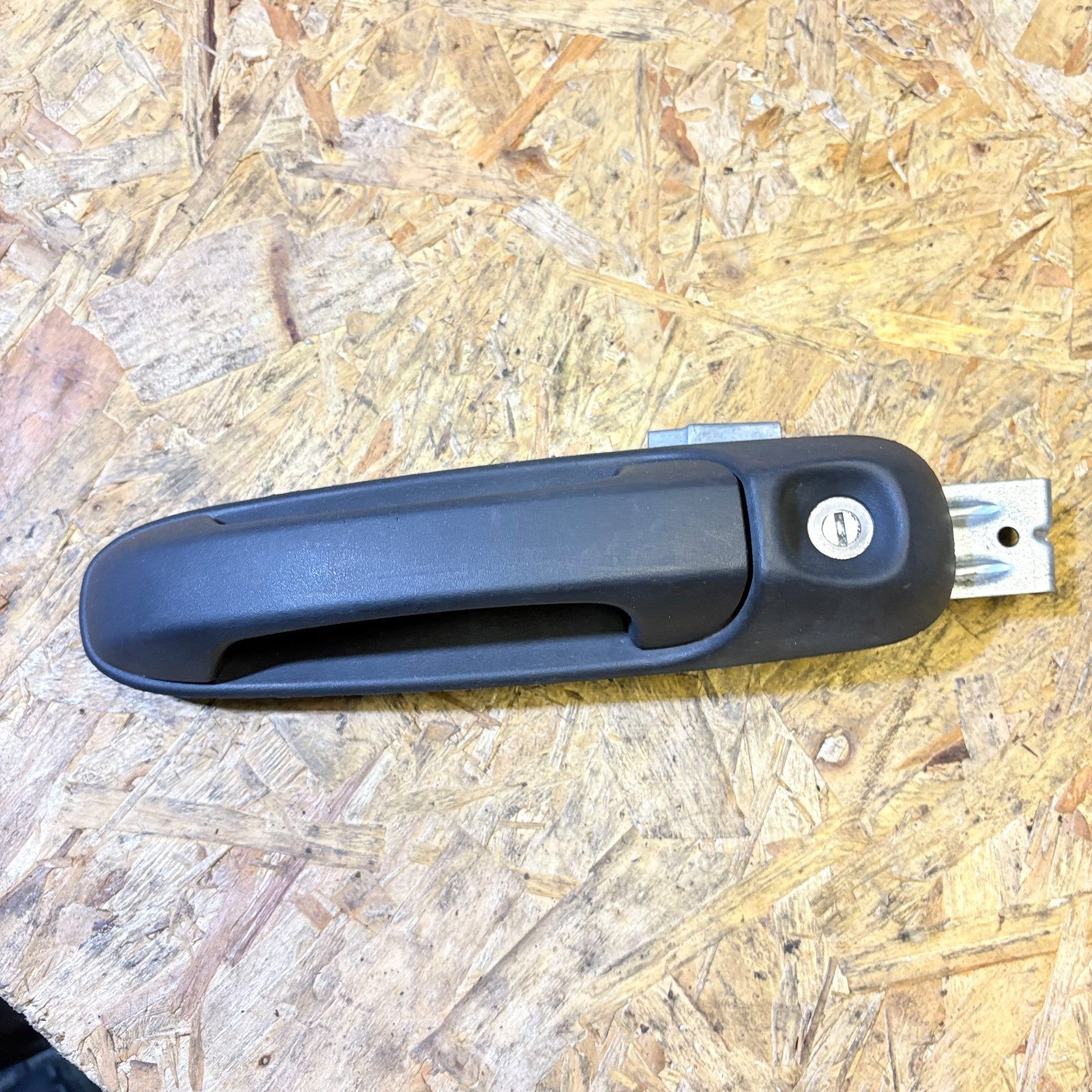 Jeep Cherokee Liberty KJ 2002-2007 Front Left Exterior Door Handle 55360333AF