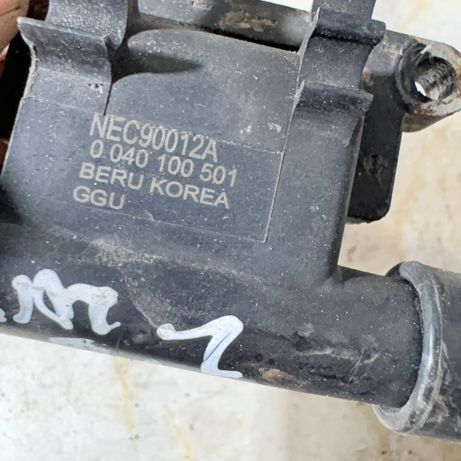 2011 LAND ROVER 2-PIN INGITION COIL 0040100501 #9