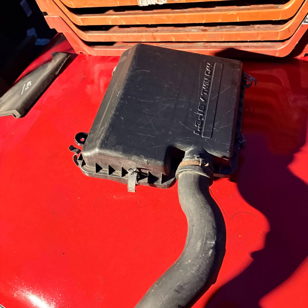 2010 Daihatsu Sirion 1.3 16v Twin Cam Air Filter Housing