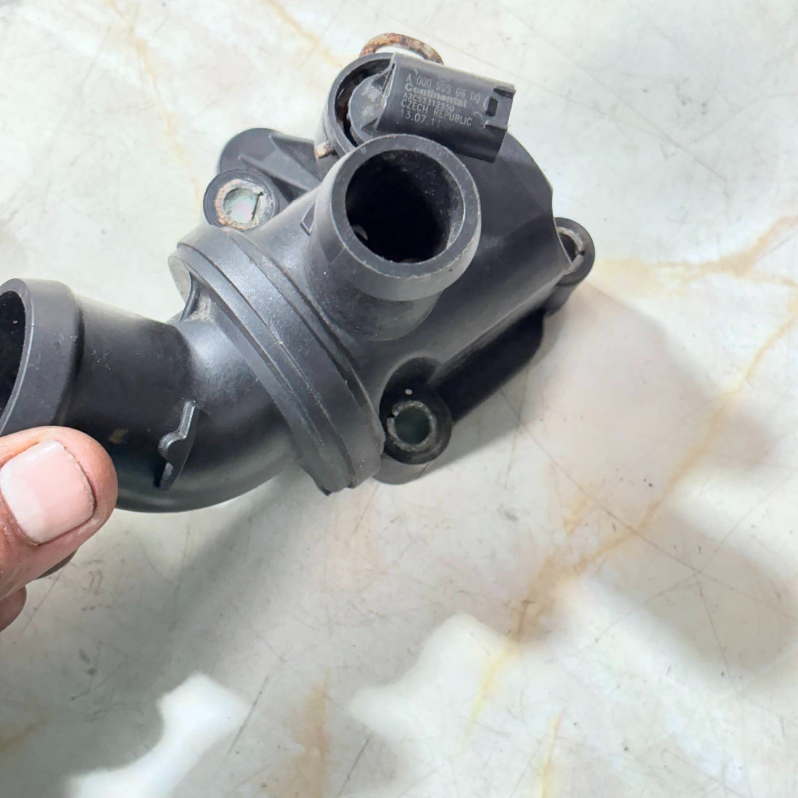 MERCEDES A SERIES 2012 THERMOSTAT & HOUSING A266 203 06 75