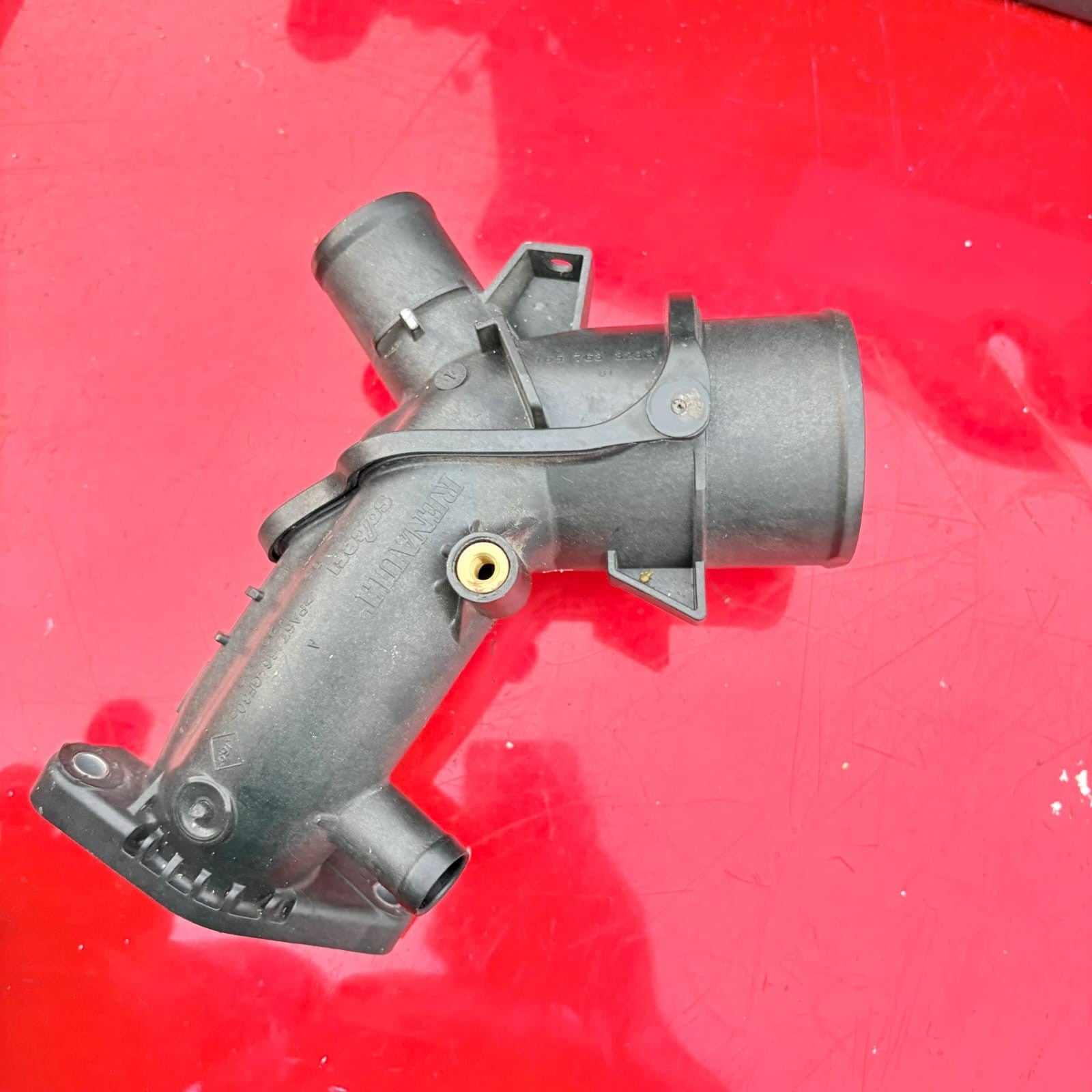 RENAULT CAPTUR 2014 Mk1 1.5 DCI AIR INTAKE PIPE HOSE 1207500