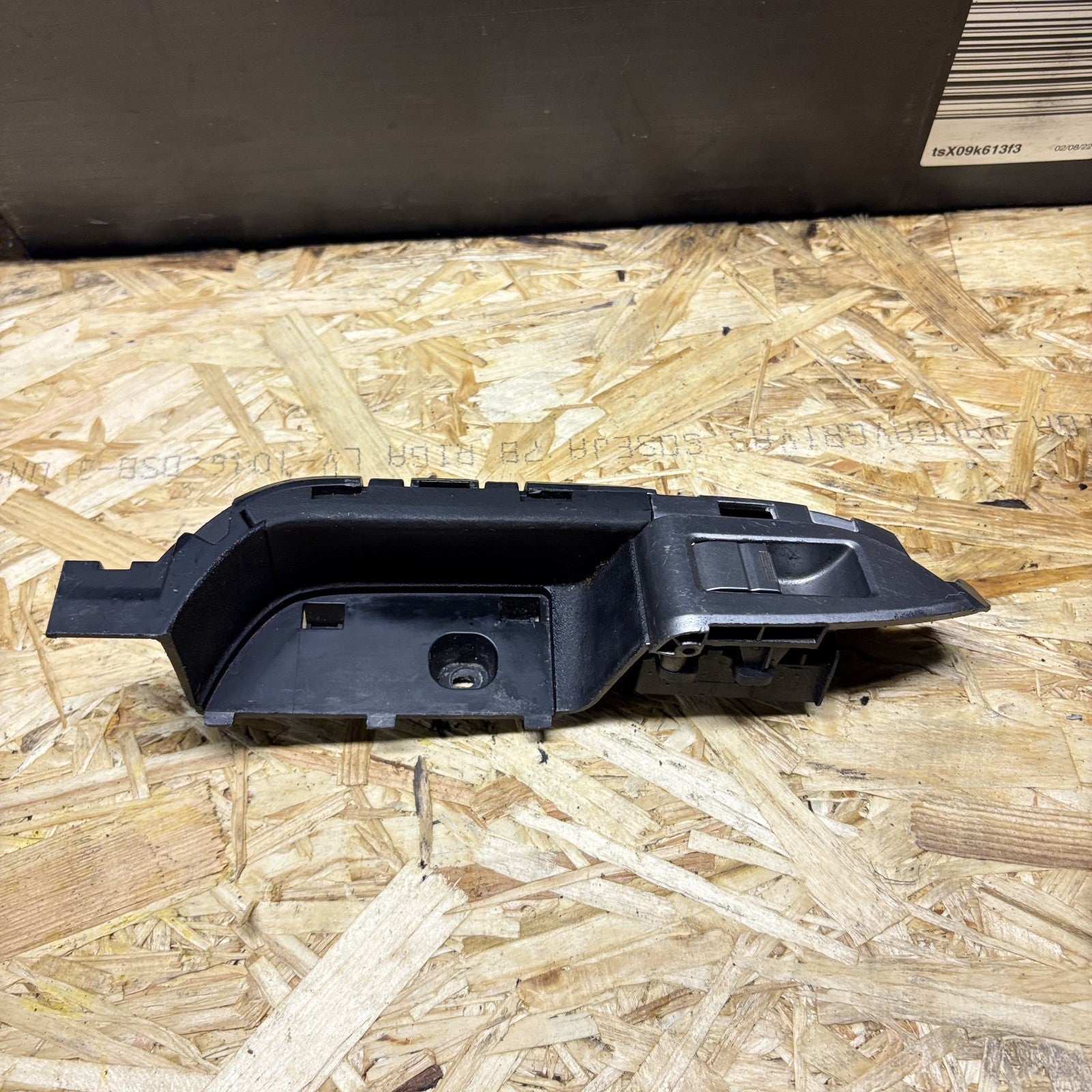 2004-2009 HONDA FR-V ELECTRIC WINDOW SWITCH DRIVER SIDE REAR RIGHT