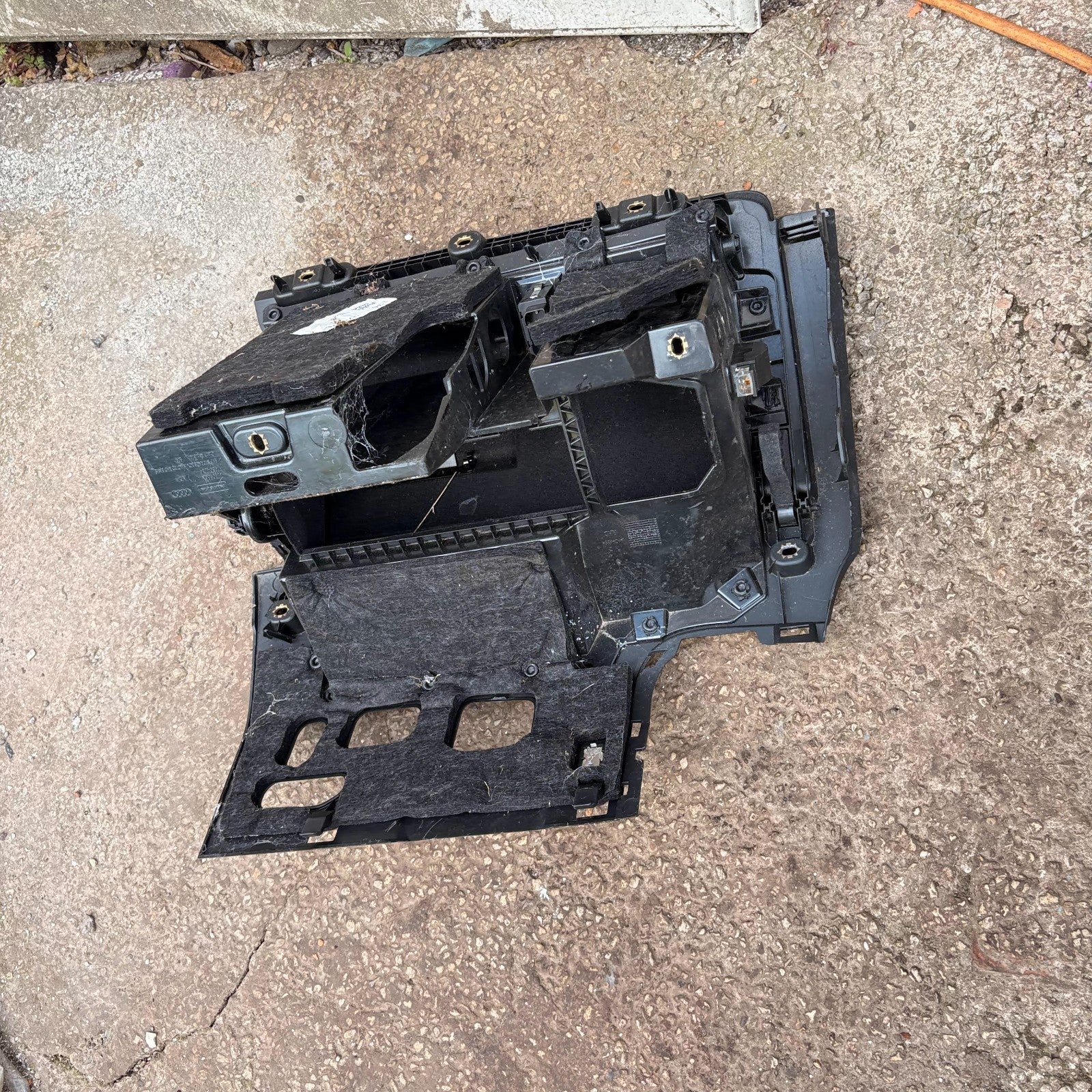 AUDI A3 S3 RS3 8V 2012-2020 PASSENGER SIDE GLOVE BOX COMPARTMENT PANEL 1130566X