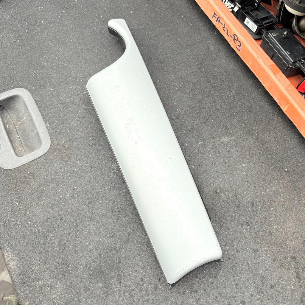 Mini cooper R56 R55 R57 R58 R59 dash compartment n/s passenger side trim 2002