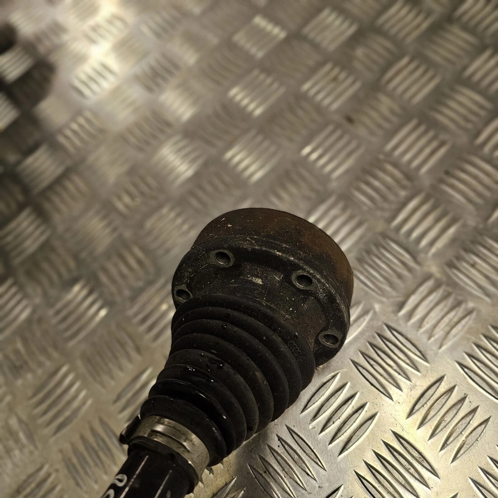 AUDI RSQ3 8U 2013 2.5 TFSI QUATTRO REAR DRIVESHAFT OSR RIGHT 1K0501204A