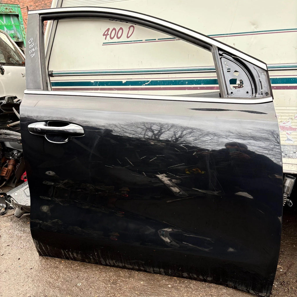 KIA SPORTAGE MK4 QL 16-21 5DR FRONT RIGHT DRIVER DOOR COMPLETE BLACK FREE P&P