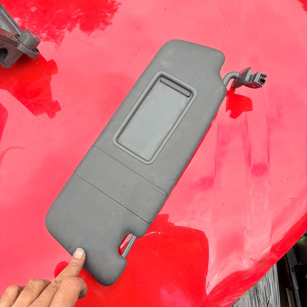 AUDI A3 8P PASSENGER SIDE FRONT LEFT SUN VISOR GREY 2003-2012 N/S 8P0857551