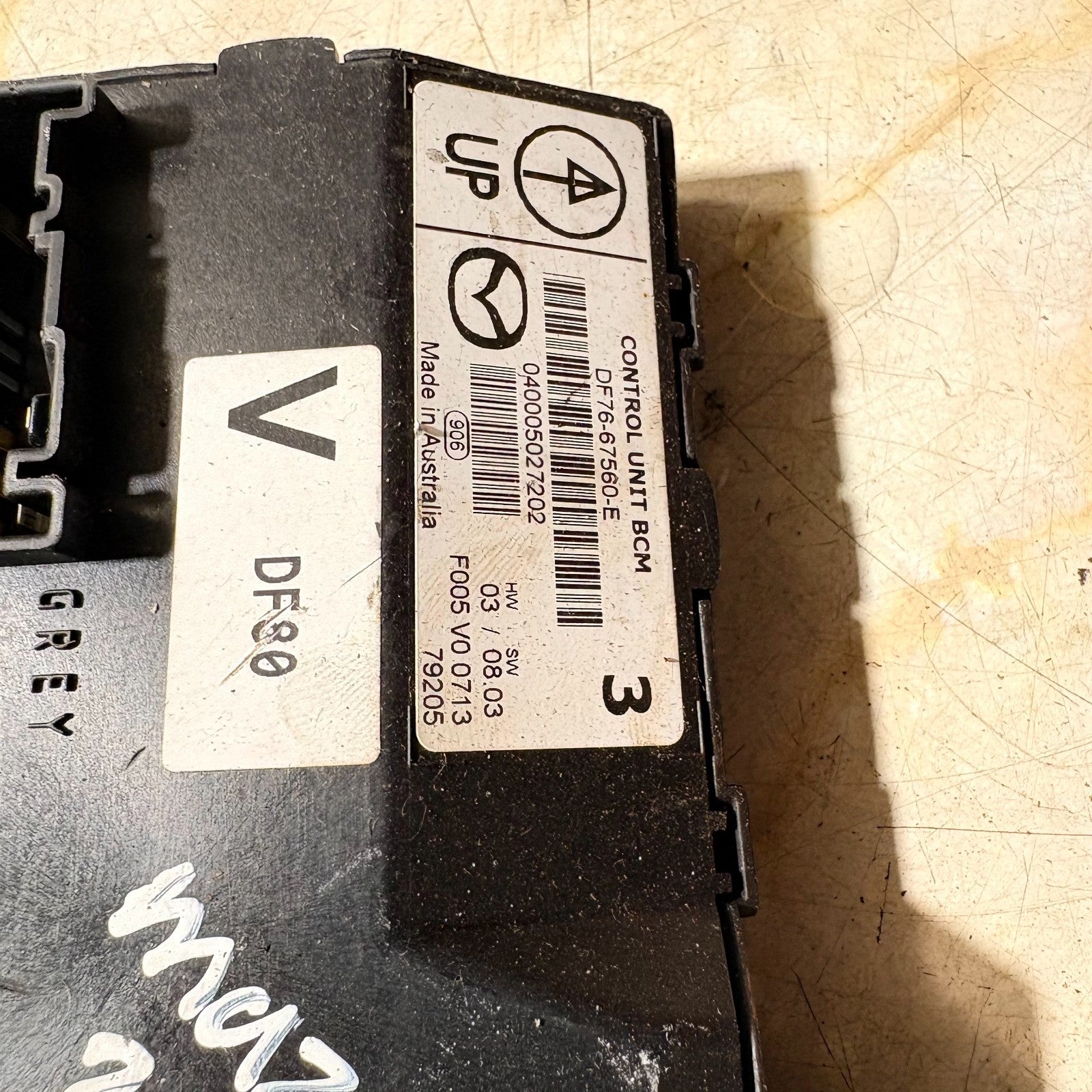 MAZDA 2 DE 2007-2014 BCM Body Control Module DF76-67560-E Bosch F005V00713