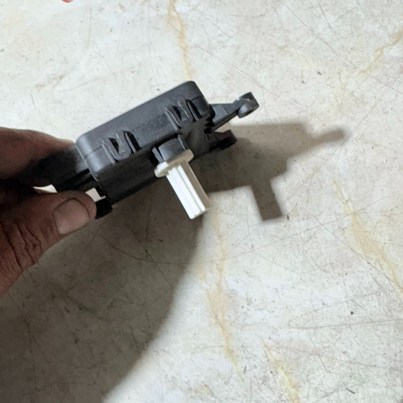 MG 2015 Air Conditioning Heater Flap Actuator Motor 185006043