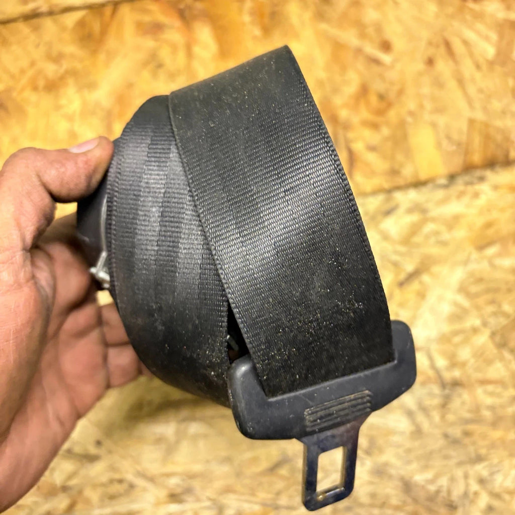 VW Golf Mk5 2004-2008 Right Rear Seat Belt (OSR) 1K6857806F Hatchback