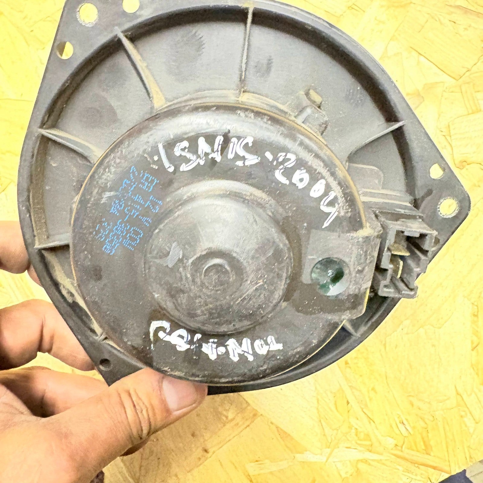 Suzuki Ignis Heater Blower Motor Fan Assembly 173-60073-01