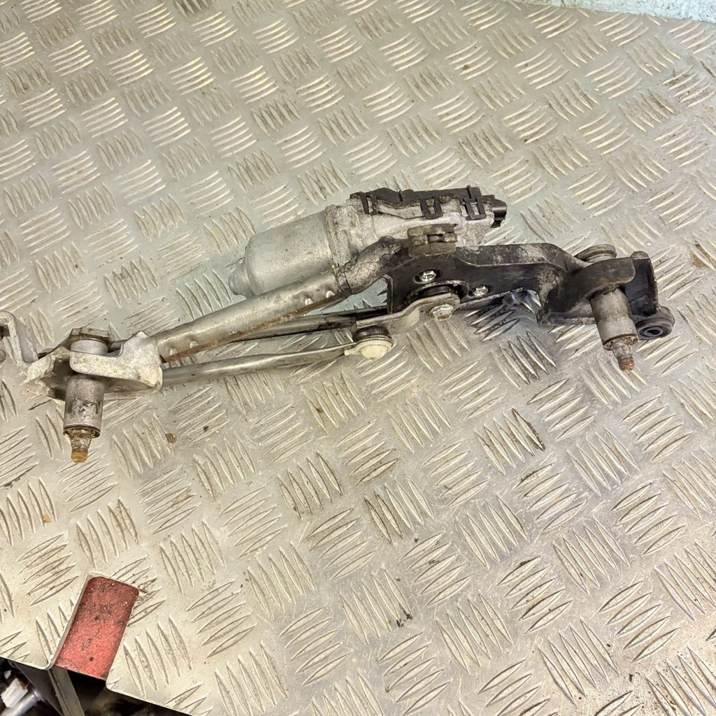 2010 Suzuki SX4 Front Wiper Motor & Linkage 38110-79J10 159300-0840