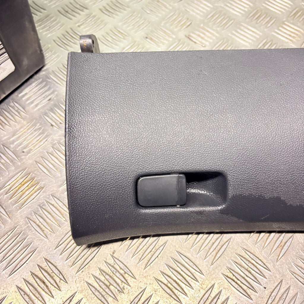 Skoda Fabia Mk2 5J 2010-2014 5 Door Lower Glove Box Lid Door Black 375103