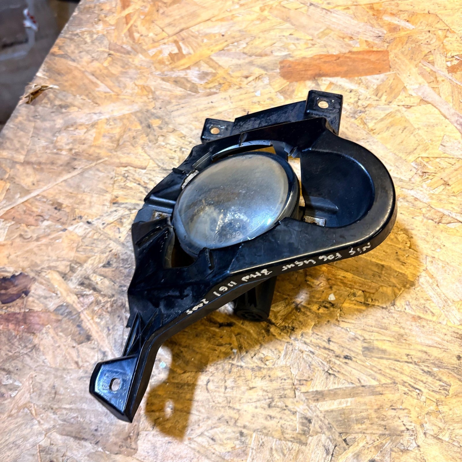 BMW 116 2005 LEFT FRONT FOG LAMP 5 DOOR ESTATE 63176924655