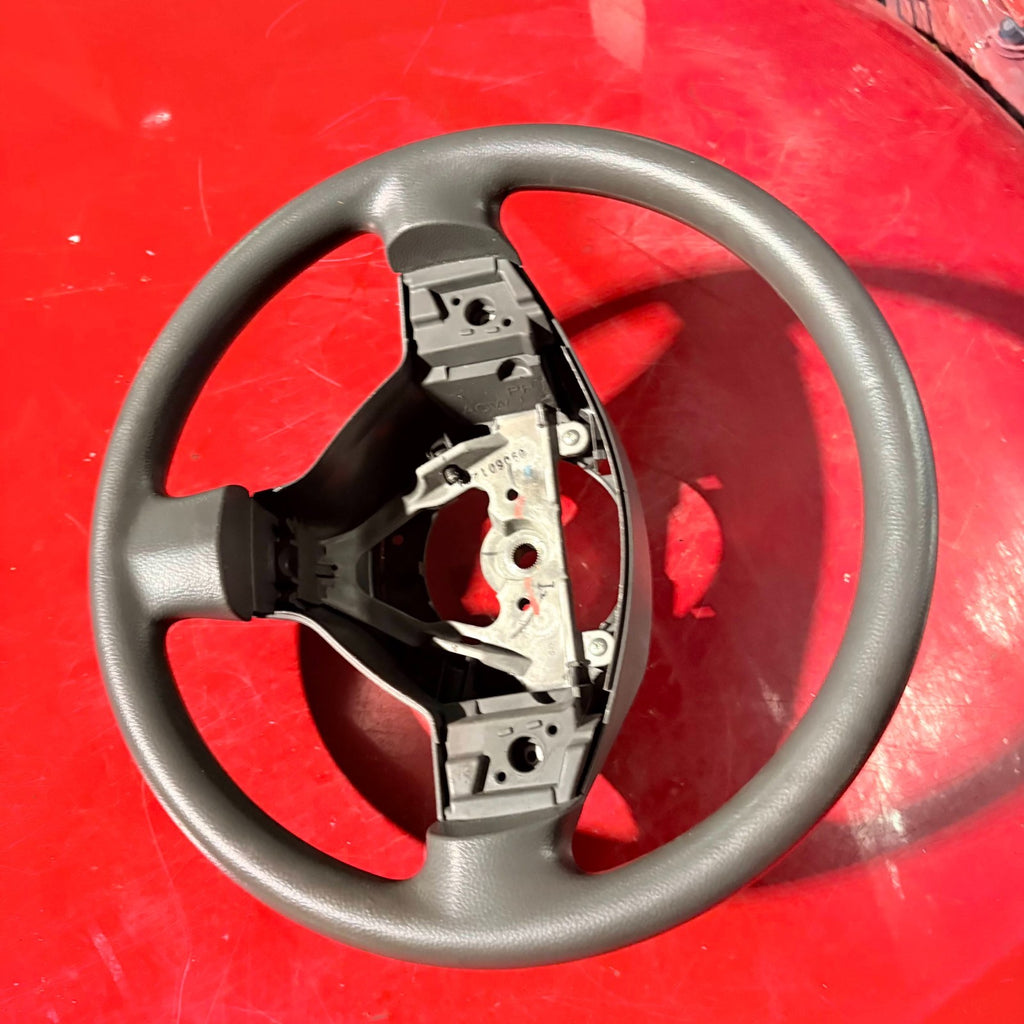 608644700B Sport Steering Wheel for NISSAN PIXO