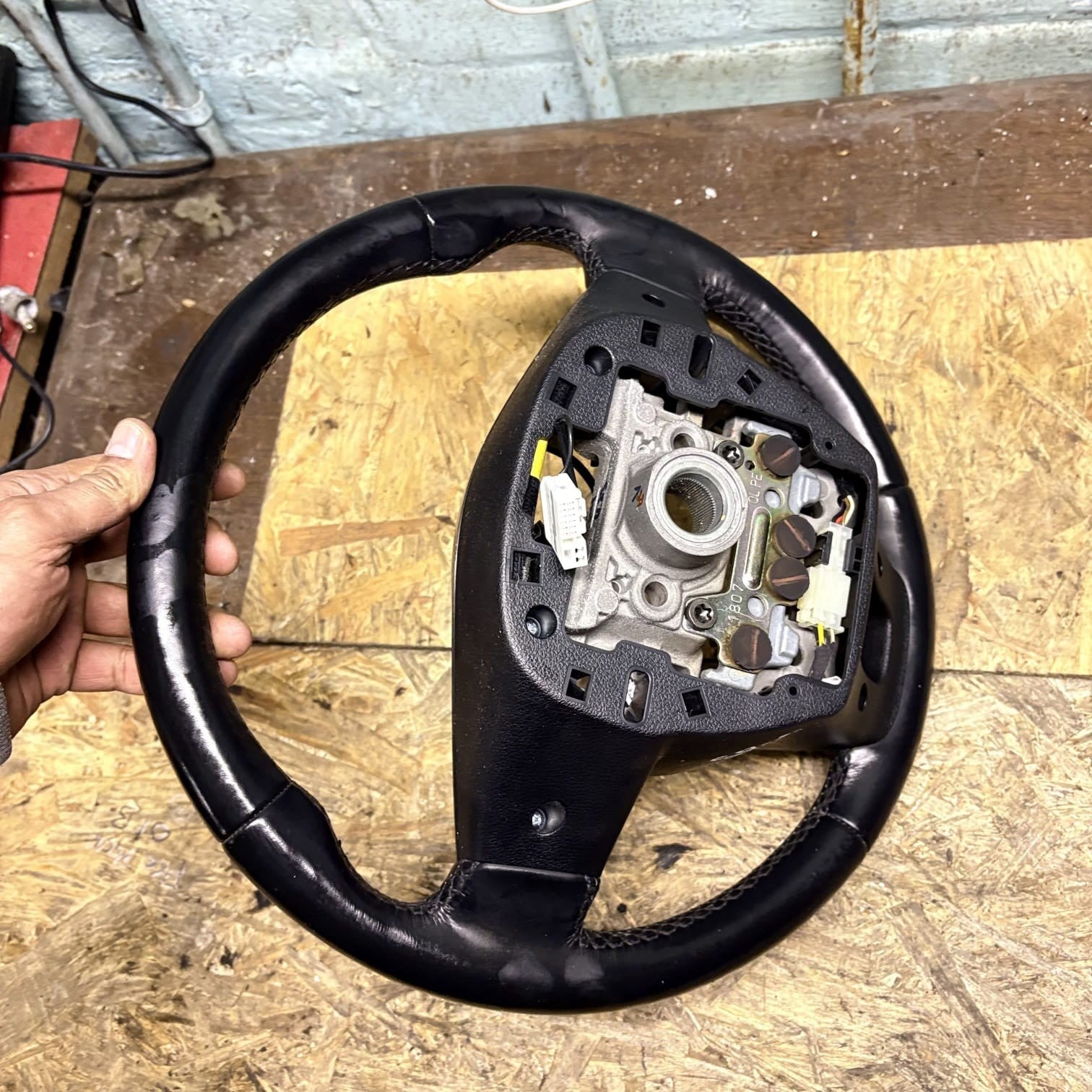 Kia Sportage MK4 QL 2018-2022 Leather Steering Wheel 56110F1K 56100F1KM0SA1