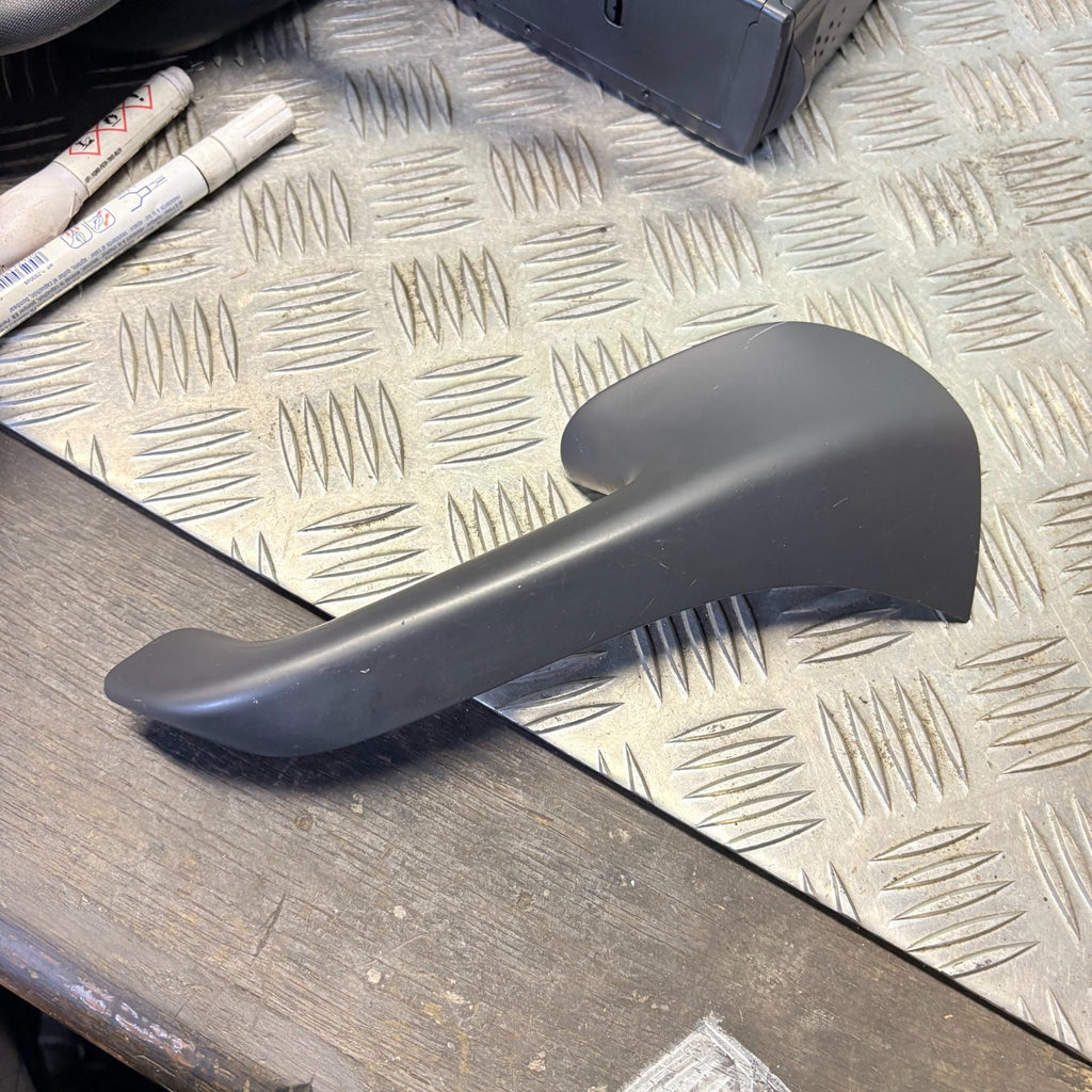 Volkswagen VW Interior Door Grab Handle 1KO 868 039
