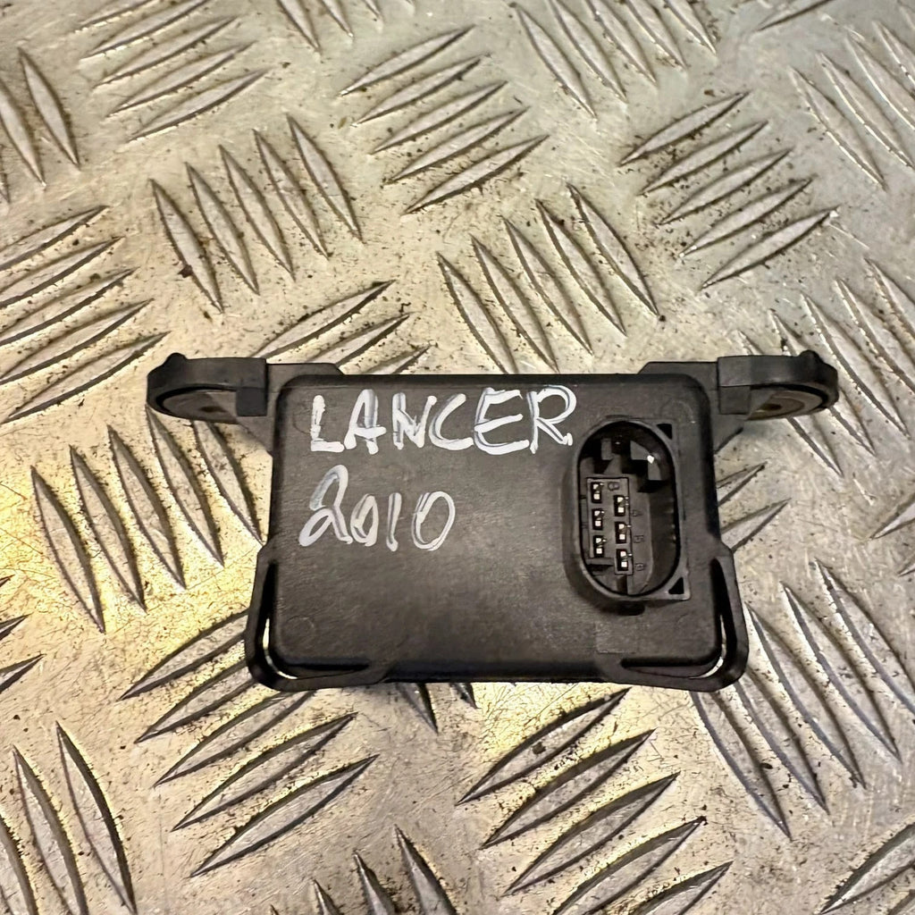 Mitsubishi LancerVIIIOriginalESP Sensor TransverseAcceleratorSensor 4670A28 2010