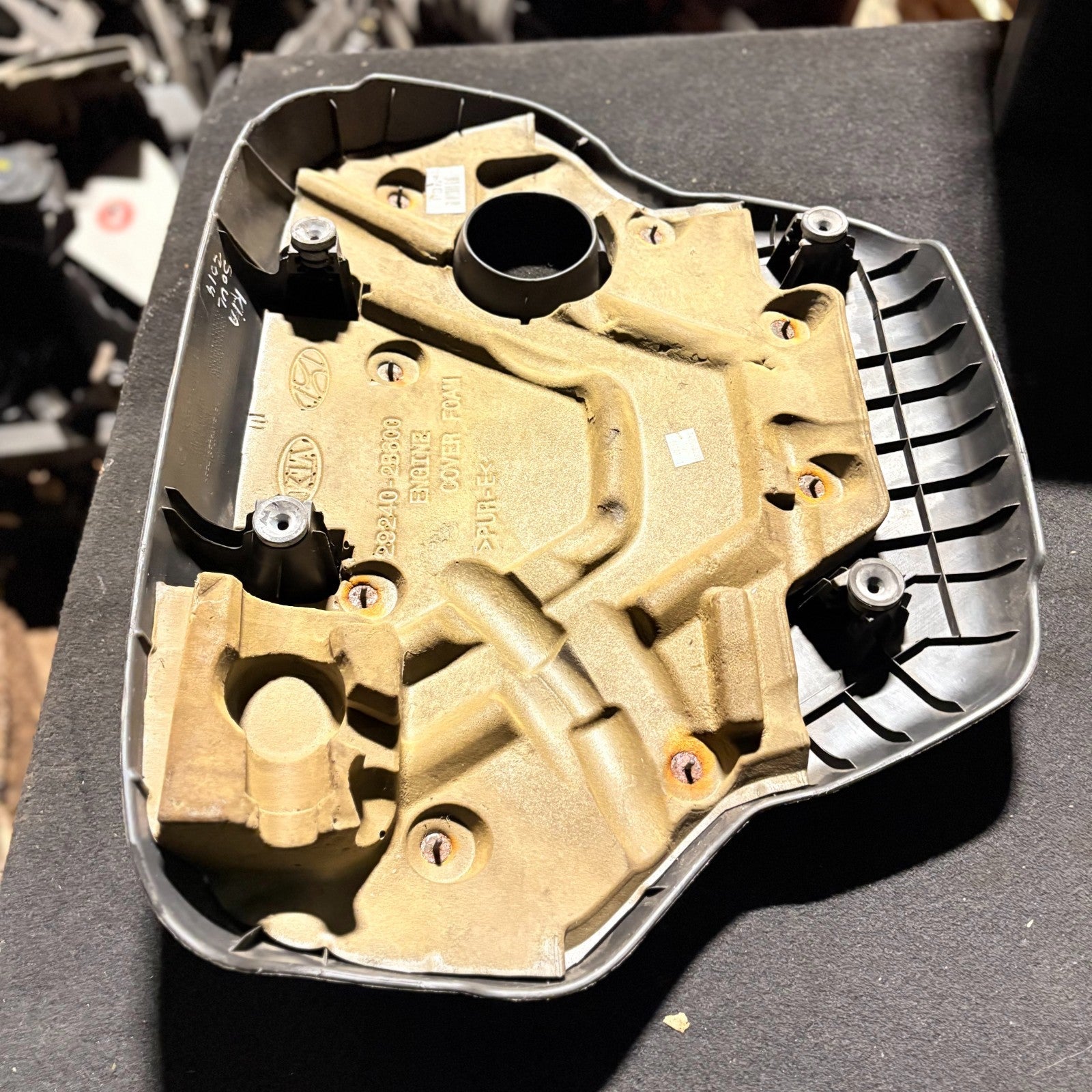 2014 KIA SOUL GDI ENGINE COVER PART