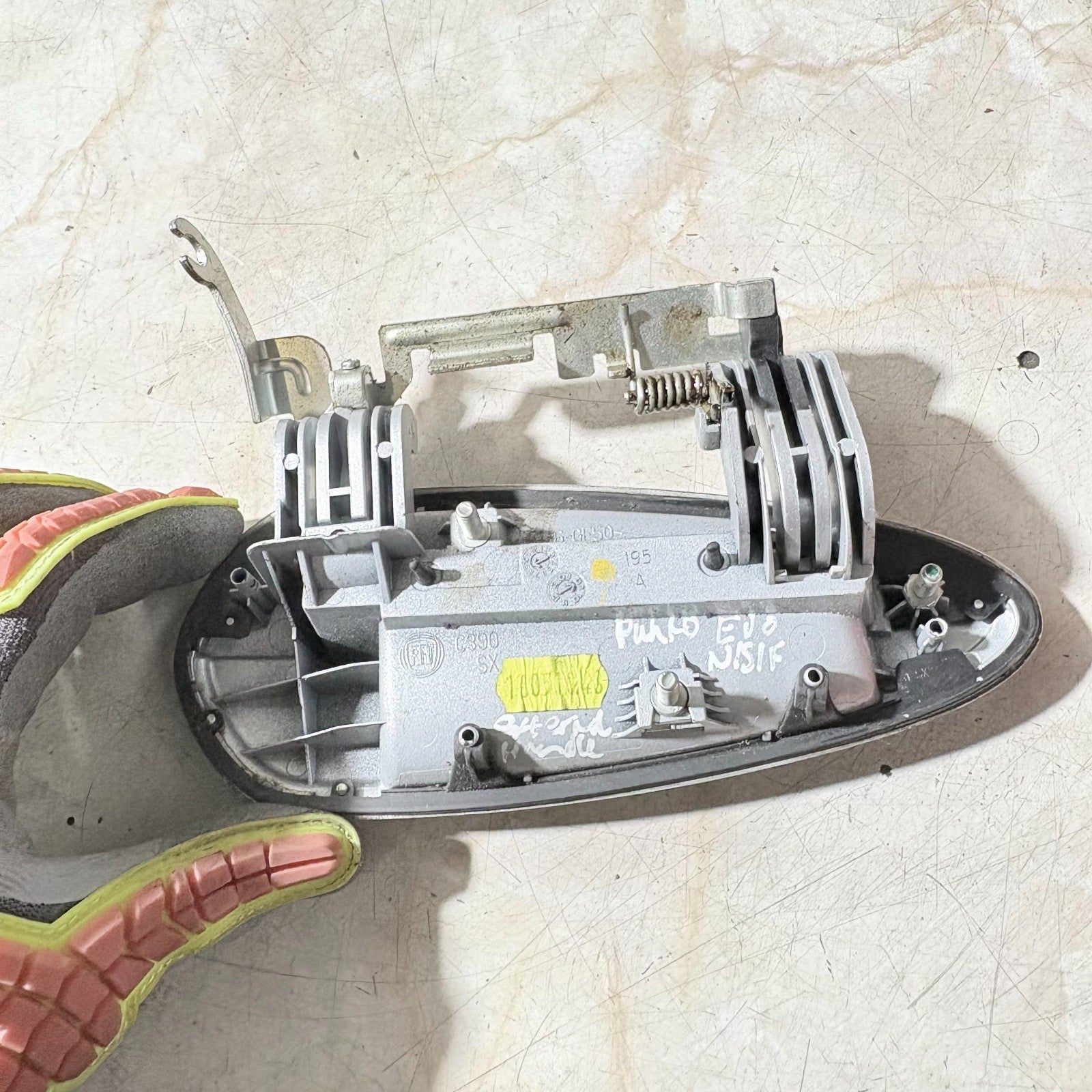 FIAT PUNTO 2012-2015 LH PASSENGER FRONT LEFT SIDE EXTERNAL DOOR HANDLE NSF