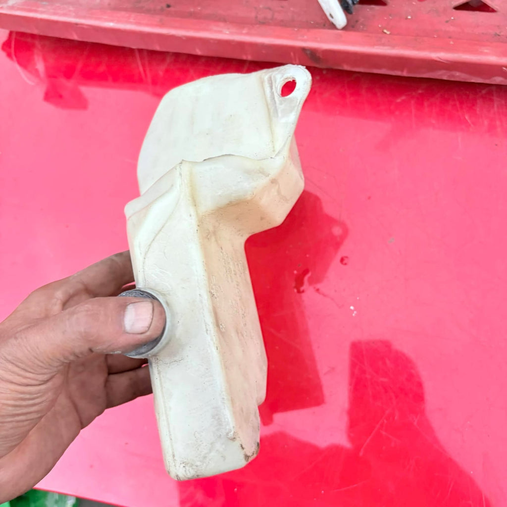 AUDI A4 B6 Window Washer Fluid Tank 8E0955453K 2.0 Petrol 96kw 2002
