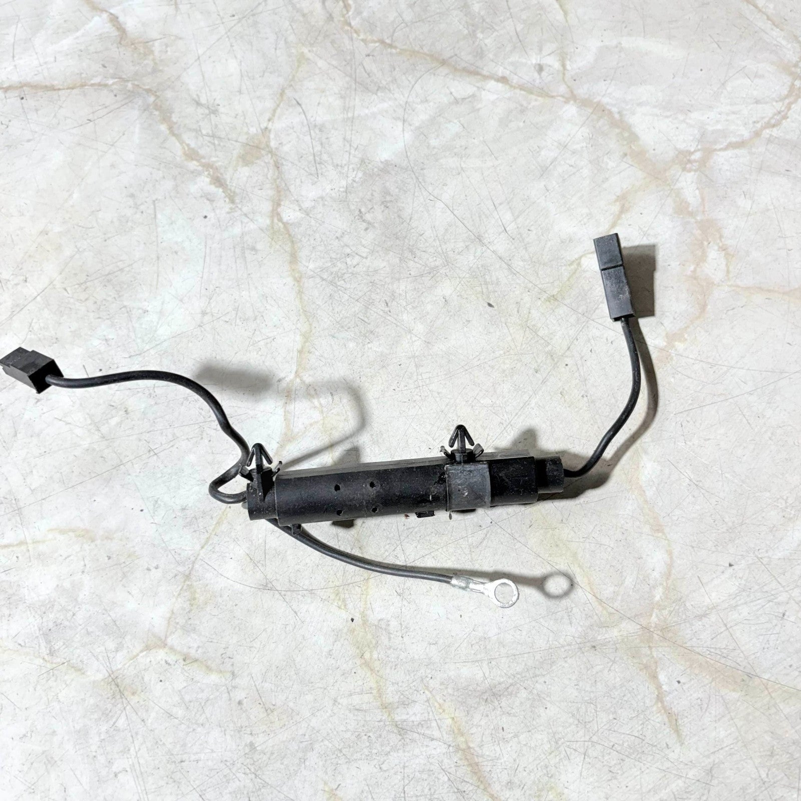 MERCEDES CLK A208 C208 W208 AMPLIFIER ANTENNA BLOCKING CIRCUIT A2028202389