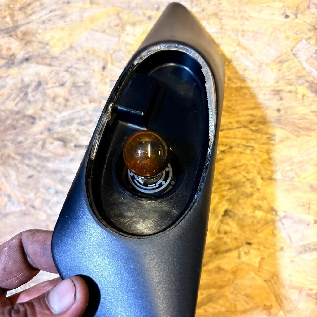 IVECO 50C14 FENDER SMALL INDICATOR FRONT LEFT 500322578