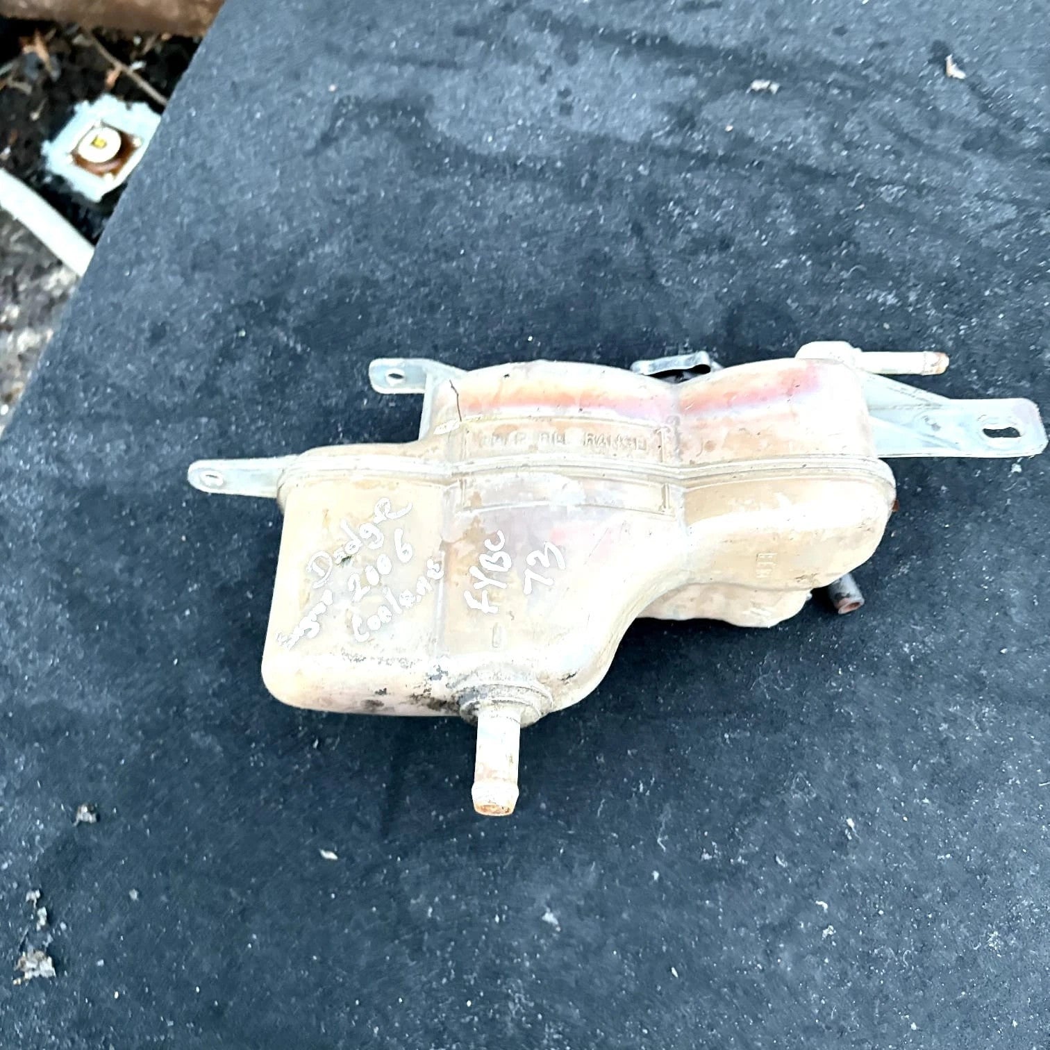 05058L57AC expansion tank for DODGE CALIBER SE 2006 366926