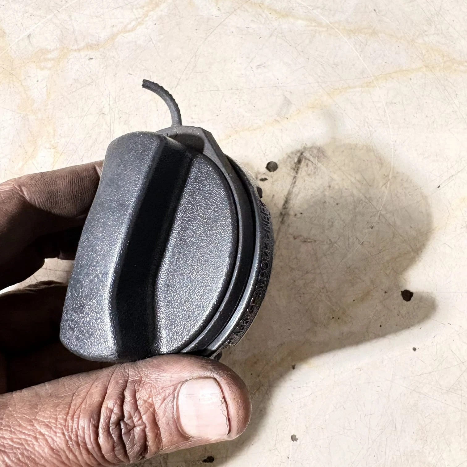 SEAT Alhambra Mk1 7M (2000-2010) Fuel Filler Cap Black 7M3201553A YM219030CA