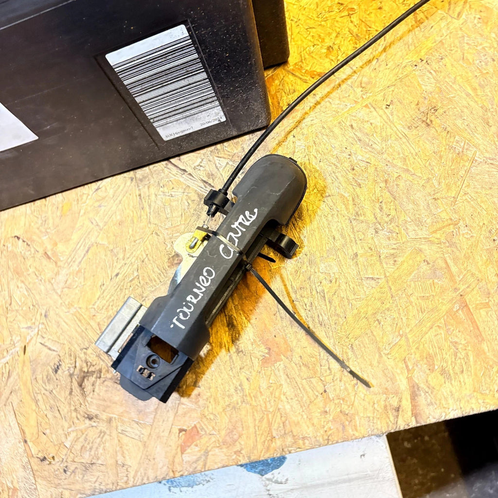 FORD TOURNEO REAR LEFT PASSENGER SIDE EXTERIOR DOOR HANDLE