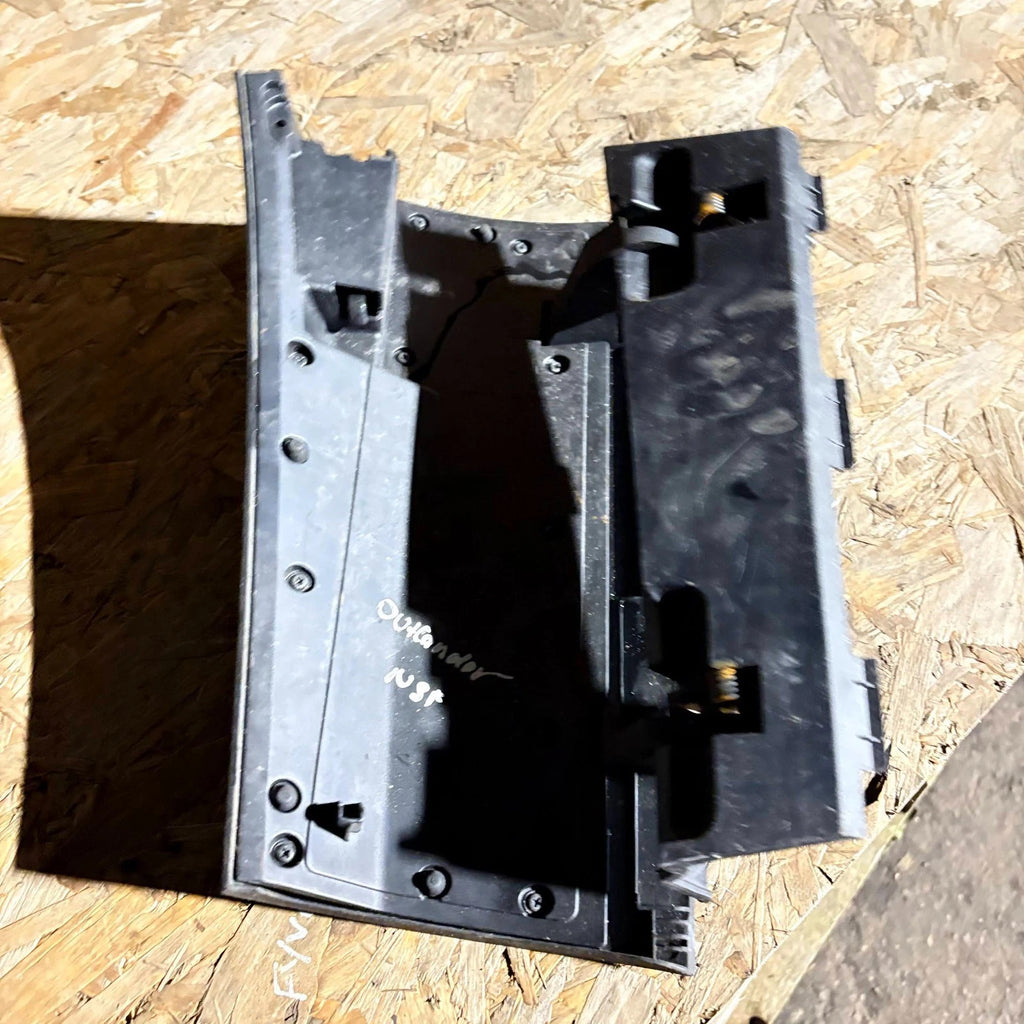 Mitsubishi Outlander Mk2 2007?2012 Glove Box Compartment