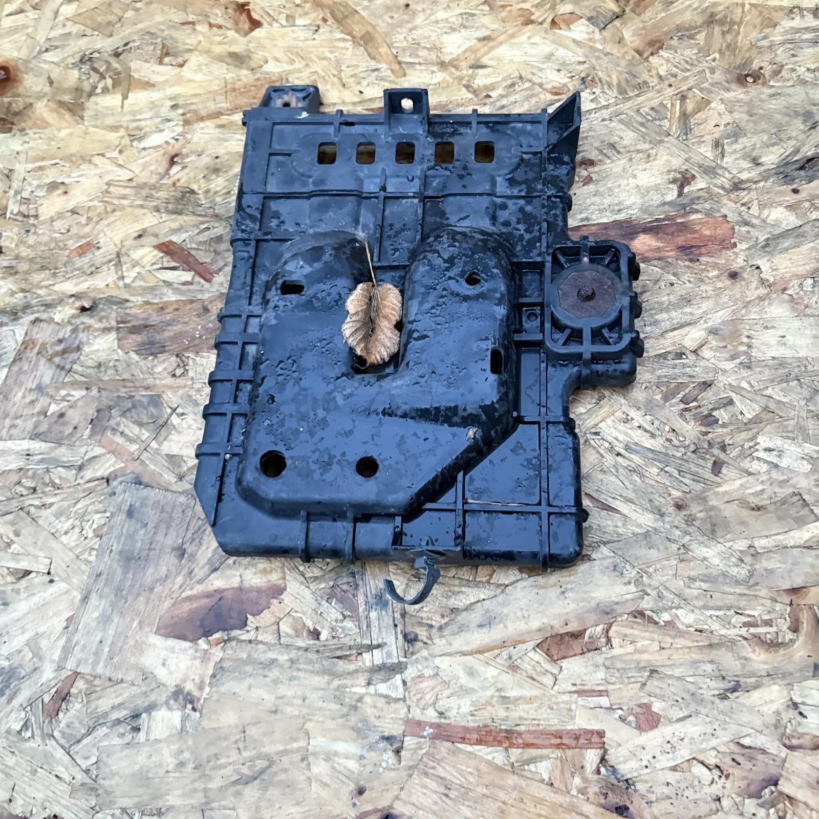 Kia Ceed Battery Holder 37150-1H500 Genuine OEM