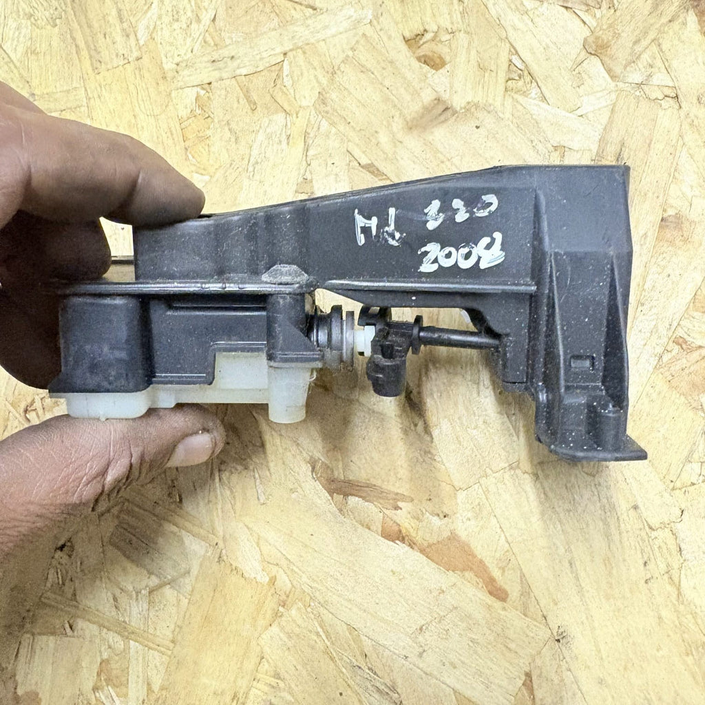 2008 MERCEDES-BENZ M W164 ML 350 CDI Fuel Tank Cap Lock Motor A2516390107