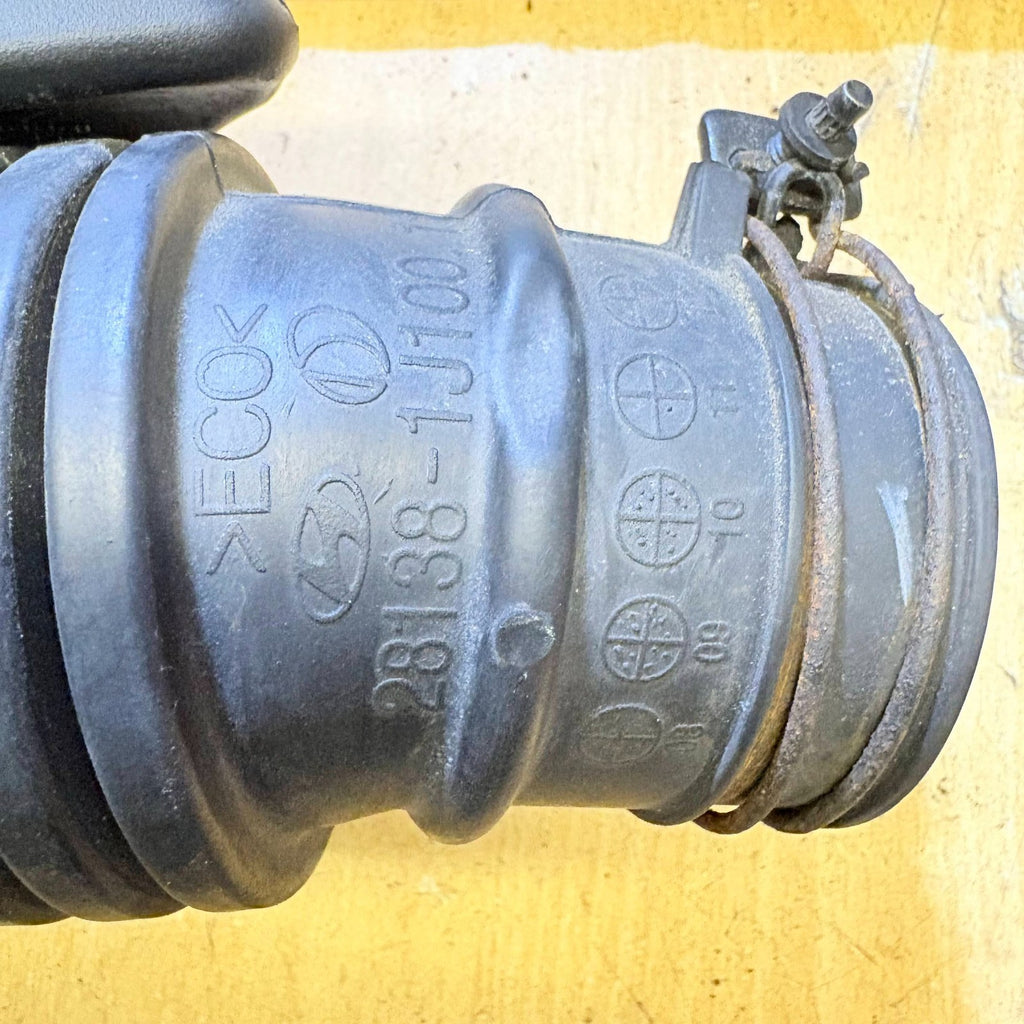 Hyundai i20 2011 Intake Pants (Air Pipe)(Air Pipe) 281381j1001