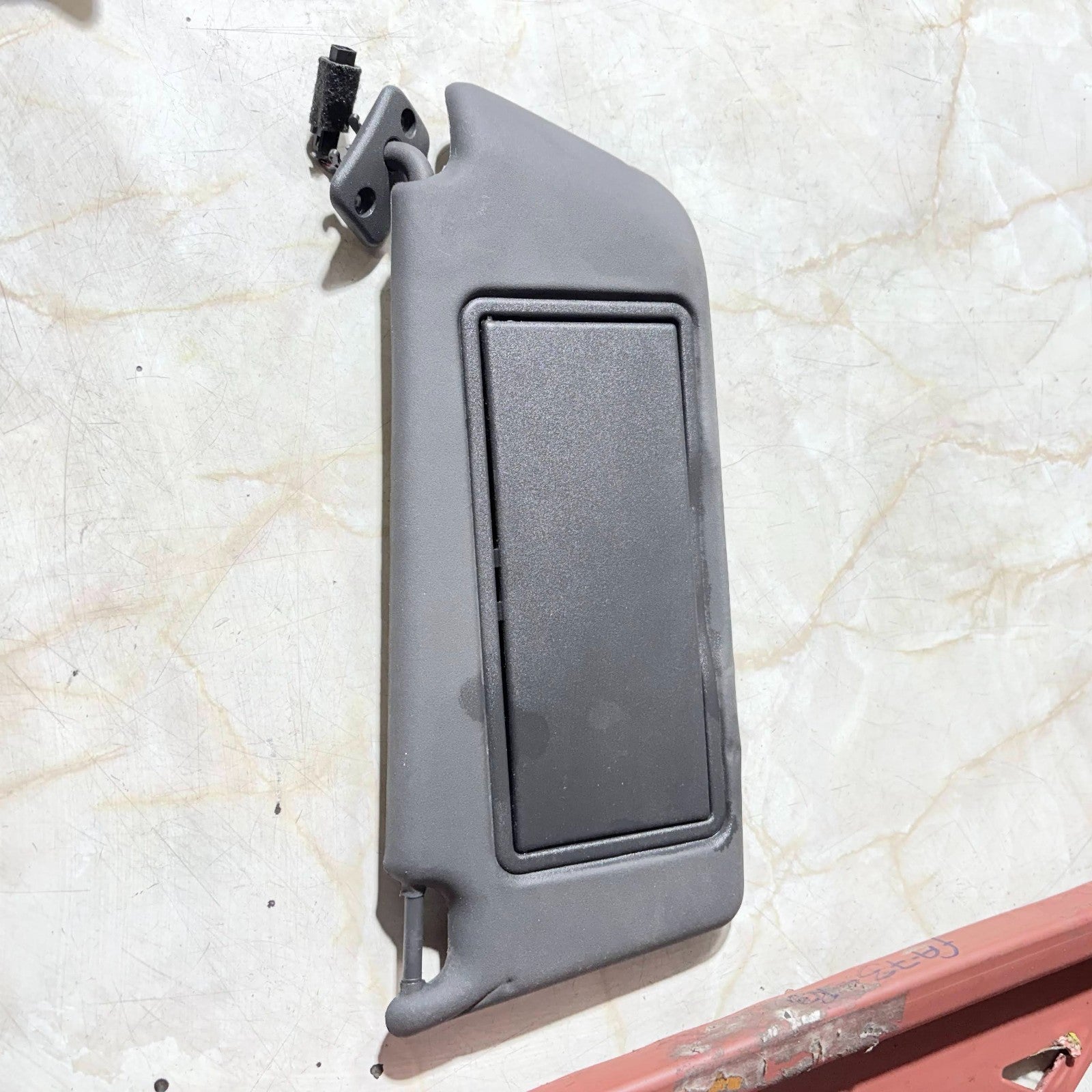 VAUXHALL ASTRA H MK5 5 DOOR SUN VISOR DRIVER SIDE RIGHT OFFSIDE 04-10 13113043