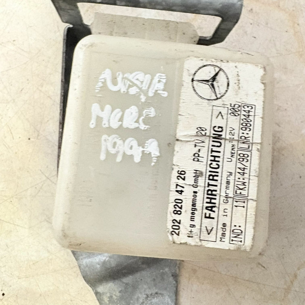 1990 MERCEDES CLK 320 ALARM CONTROL MODULE UNIT ECU 2028204726