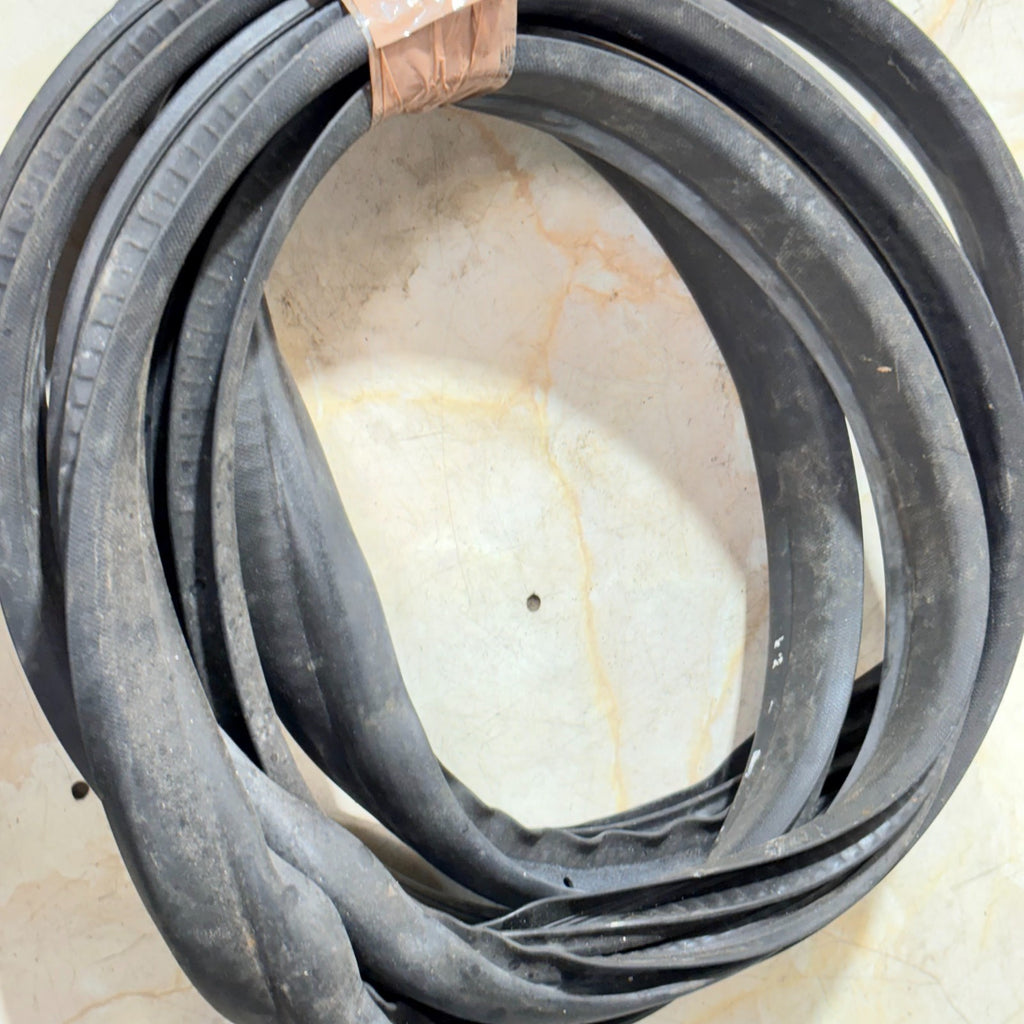 Renault Twingo 2013 Passenger NSF Left Front Door Seal Weatherstrip Rubber
