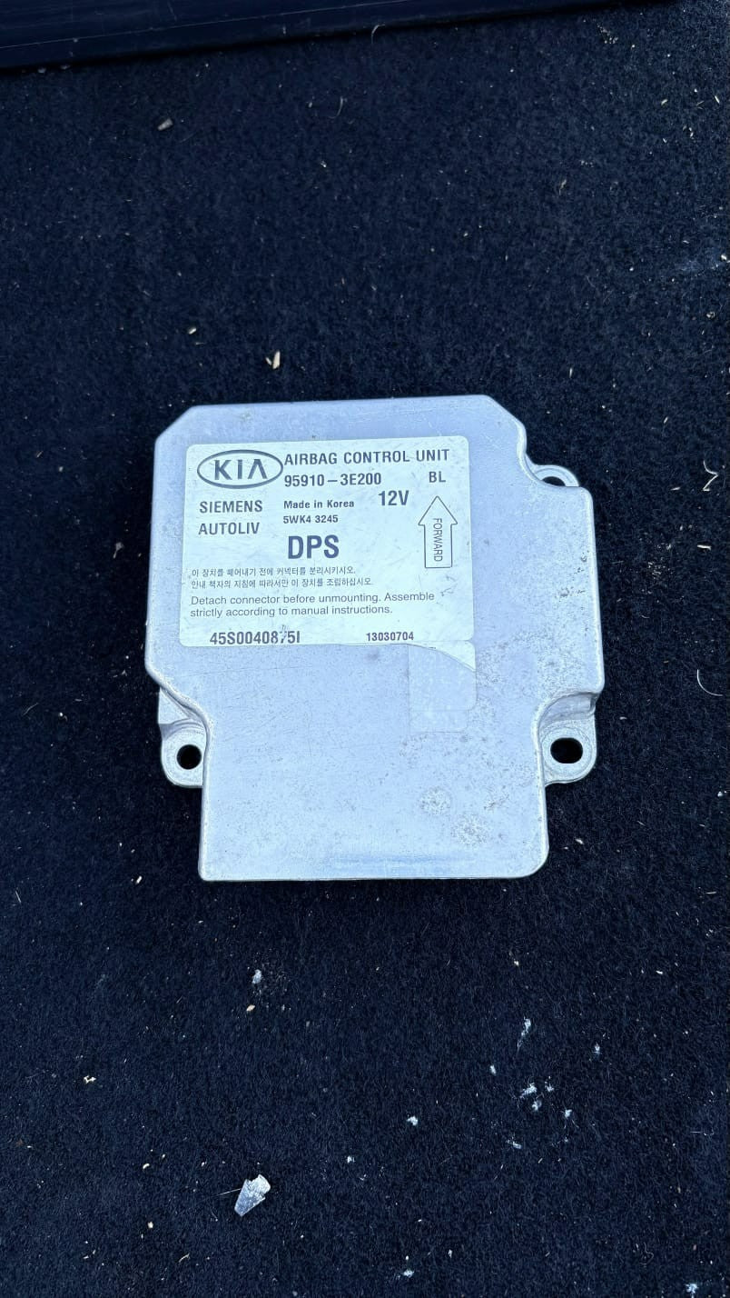 KIA SORENTO XS MK1 AIRBAG CONTROL UNIT ECU 95910-3E200 2002-2009