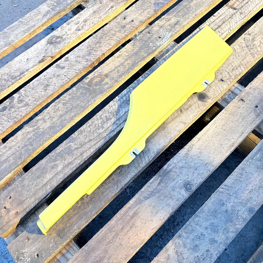 Peugeot 1007 04-09 Left Sliding Door Rail Roller Cover Trim 9649797477