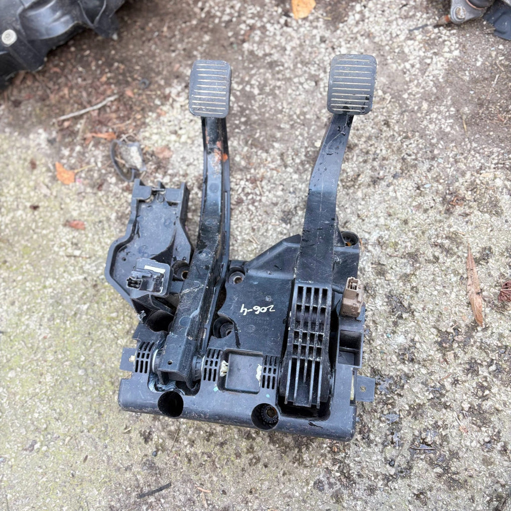 FIAT DUCATO 2006-2014 X250 PEDAL BOX BRAKE AND CLUTCH PEDALS