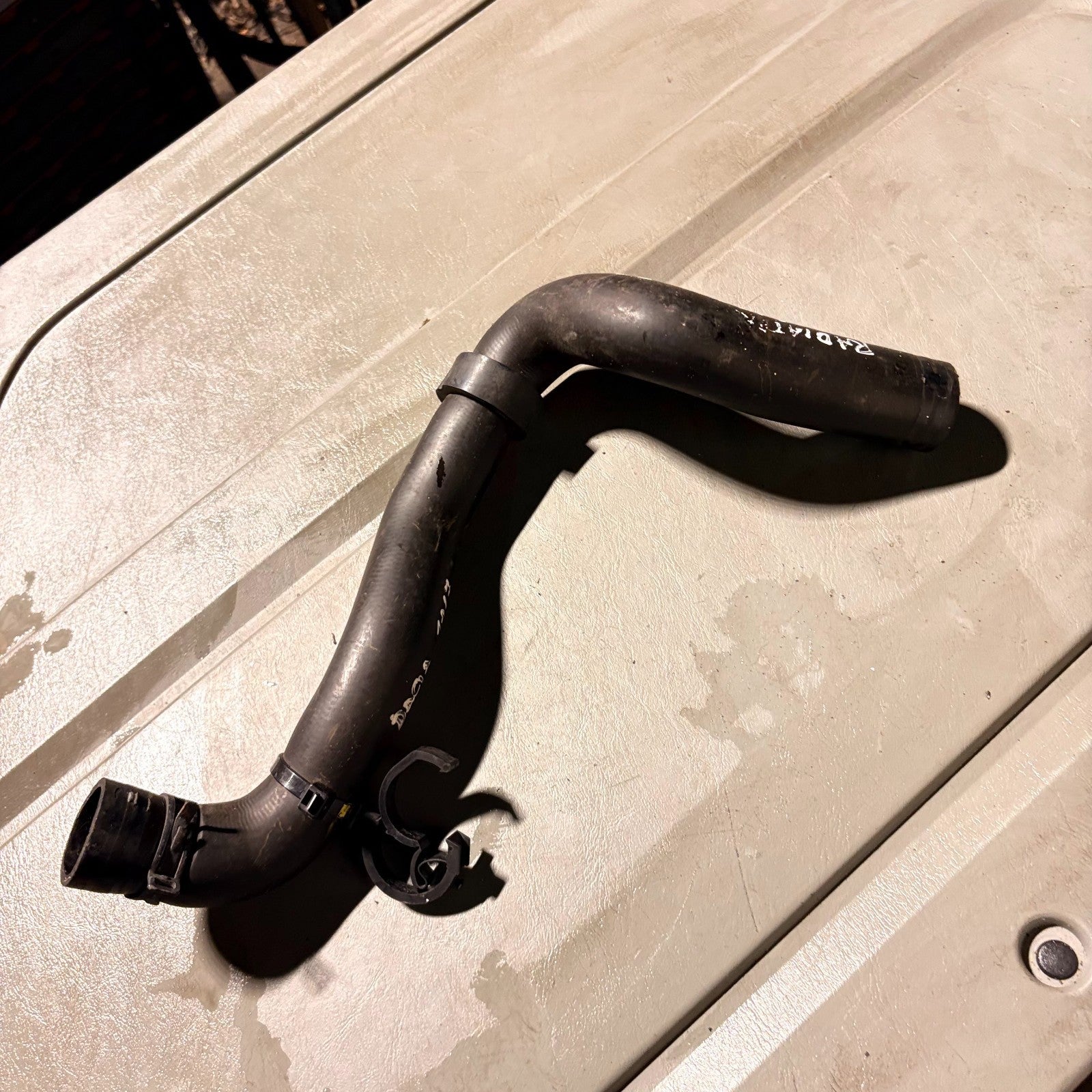 Dacia Logan II 1.5 dCi 2012-2020 Upper Radiator Coolant Hose 215014119R