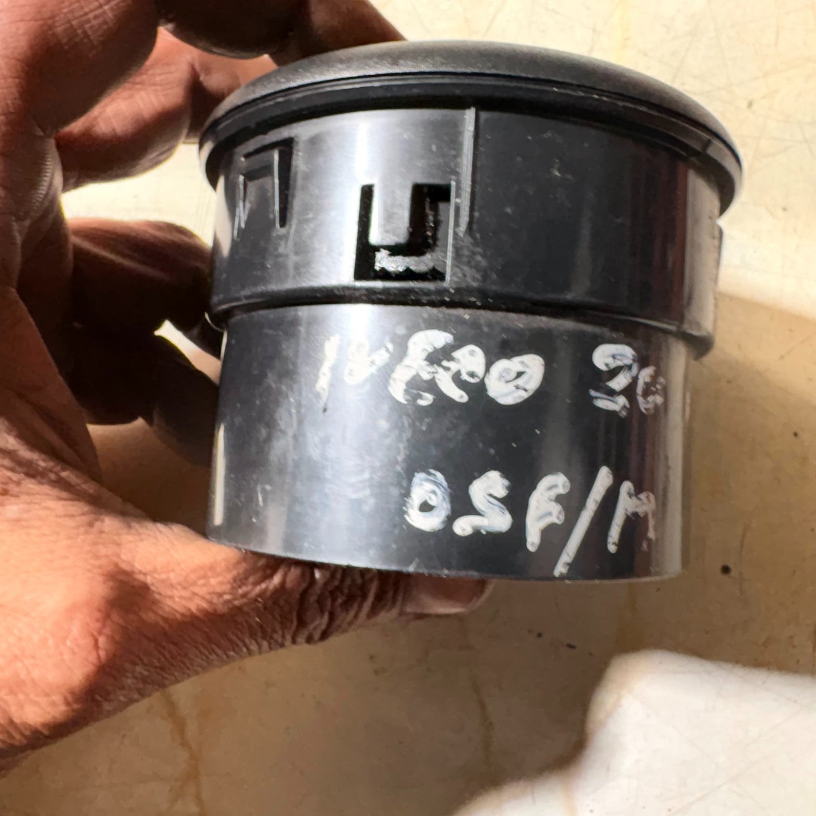 IVECO DAILY 2009-2013 OFFSIDE FRONT RIGHT DRIVER SIDE AIR VENT