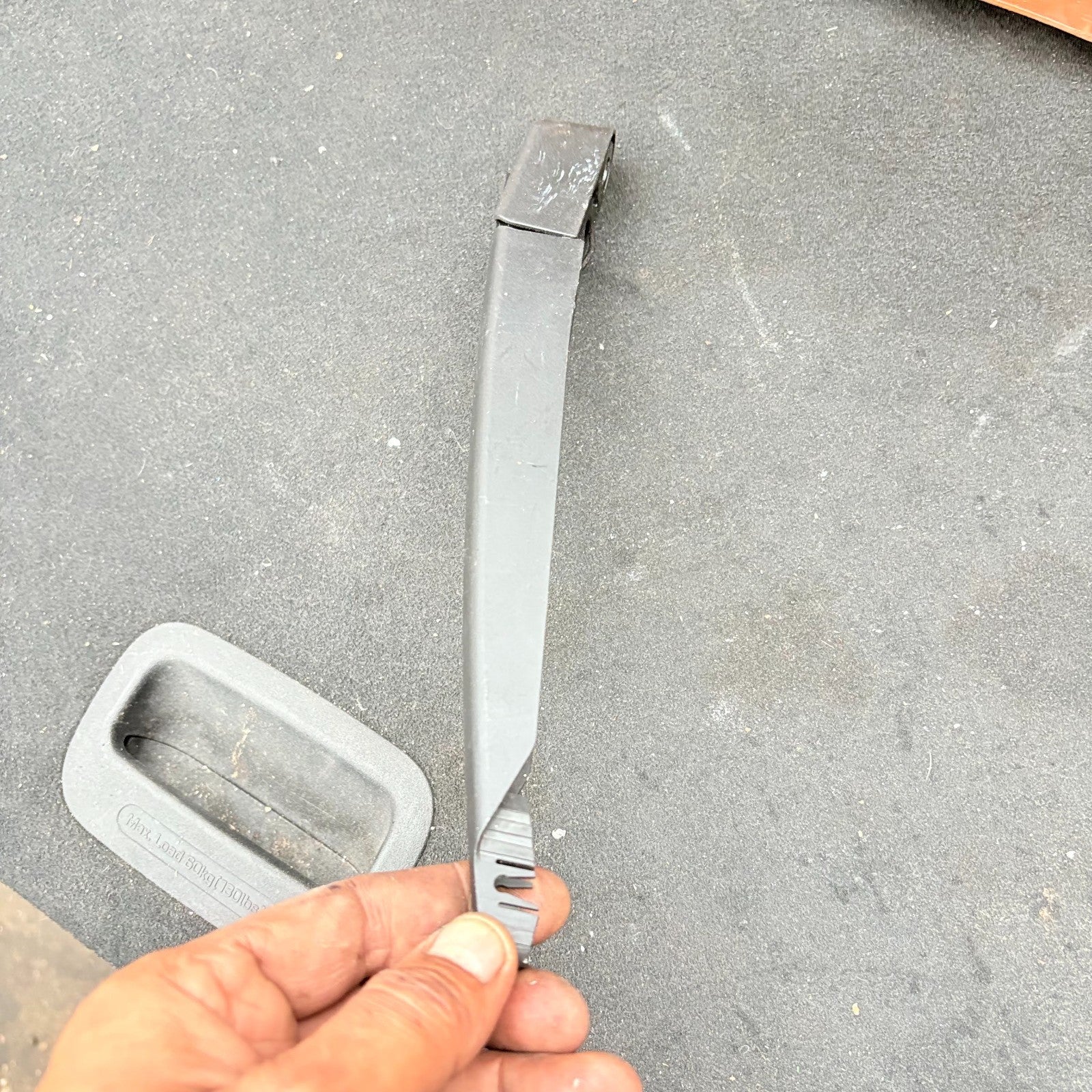 VAUXHALL CORSA REAR WIPER ARM 2028 5 DOOR HATCHBACK